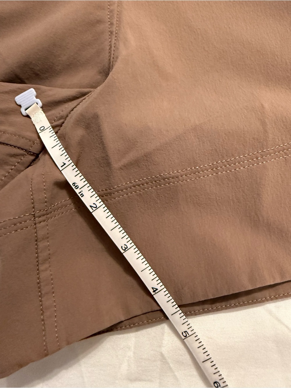 lululemon athletica Women's Taupe Brown Athletic Shorts - Picture 6 of 6